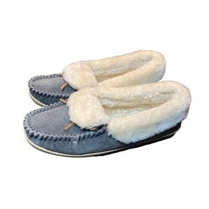 Minnetonka Moccasin Slippers Womens Size 10